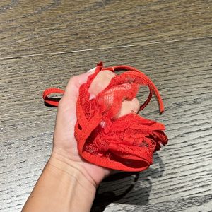 Getragener BH beim Akt