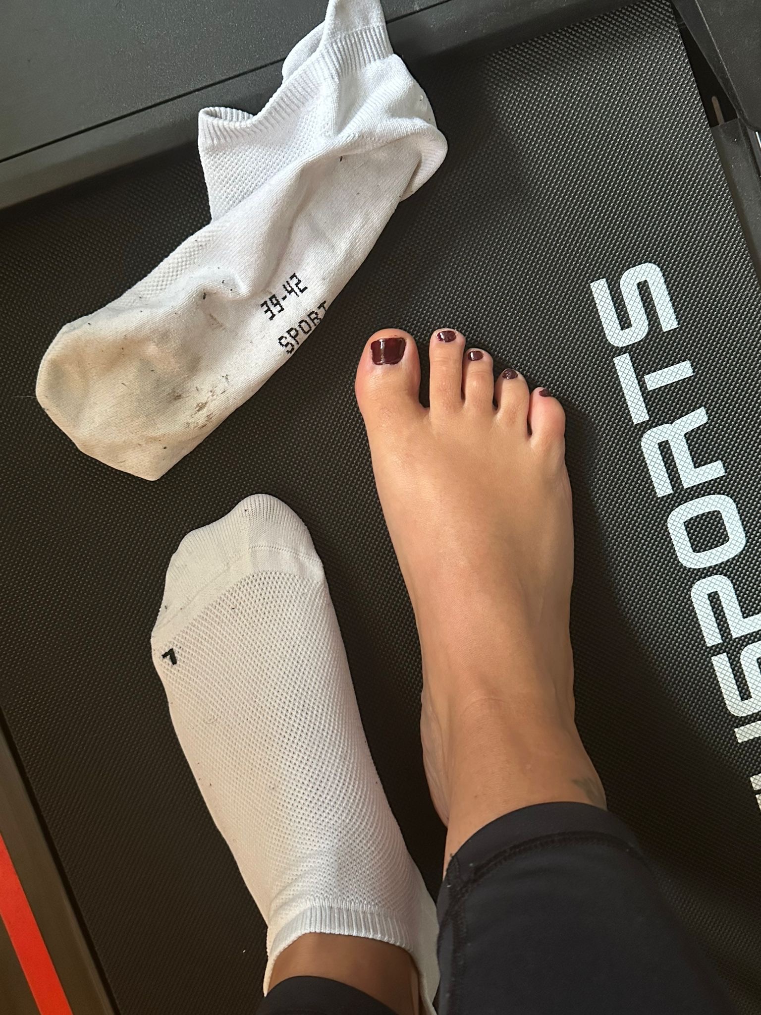Socken mit sinnlichem Duft,getragen 8Std im Krankenhaus und anschließend noch eine Stunde Laufband